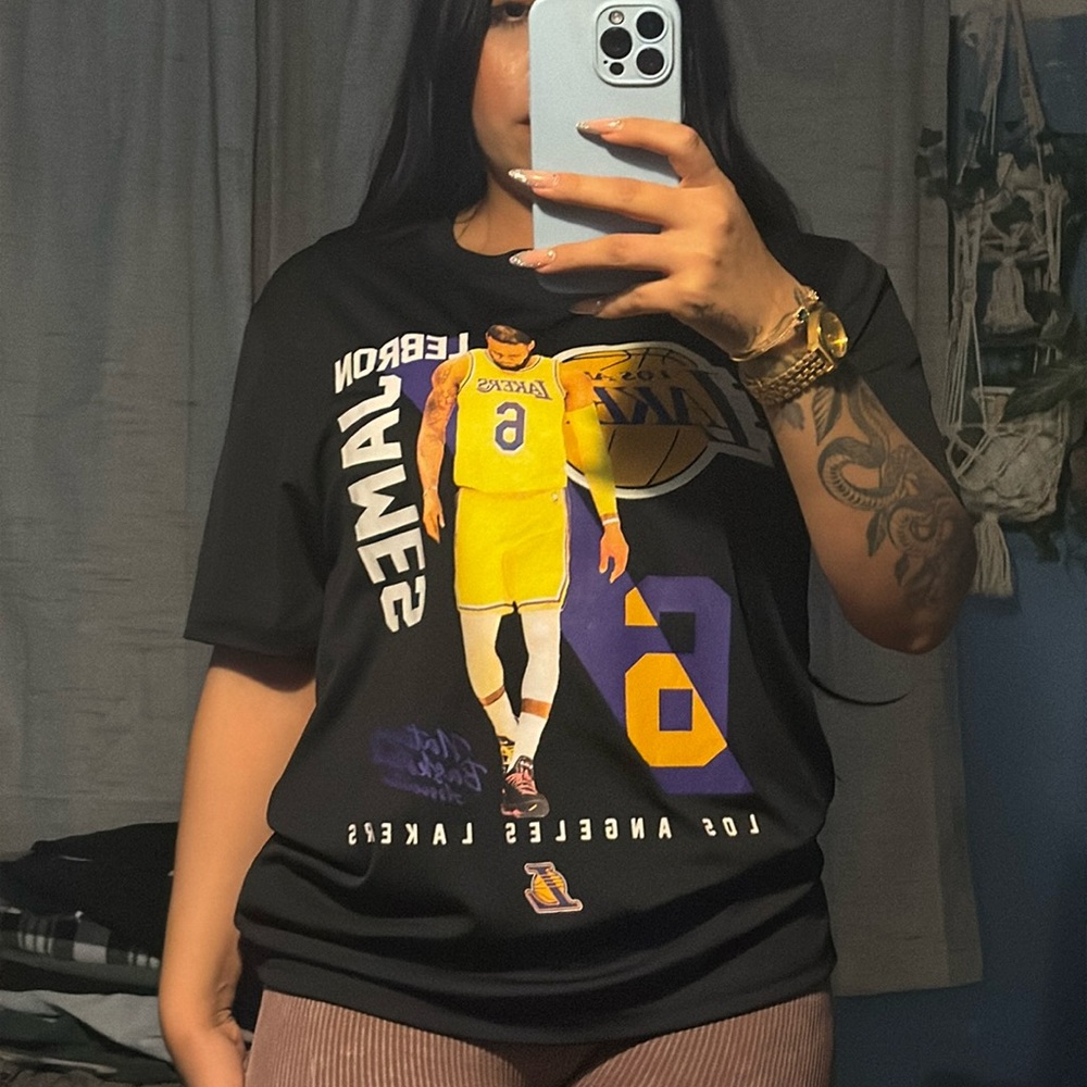 Lebron t shirt